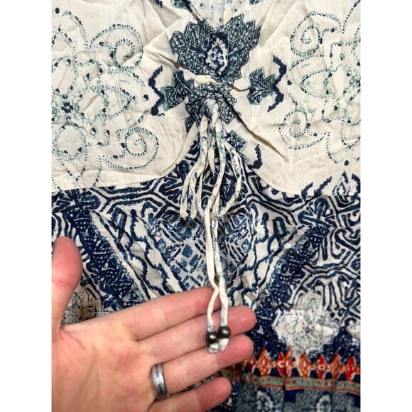 Angie Tunic‎ Top Women's Medium Multicolor Floral V-Neck Bell Sleeve Pullover - Picture 2 of 9